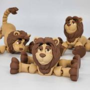 Lion Medium